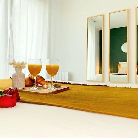 T2 Tres Charmant A Cergy Le Haut A Seulement 2 Min A Pied De La Gare !! Parking Prive Apartman Kültér fotó